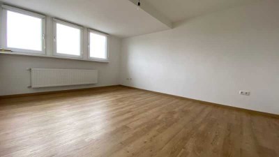 *** Charmante Dachgeschosswohnung in grüner Lage! ***