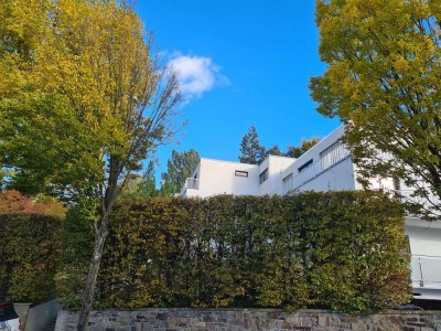 Sehr gut geschnittene 4 Zimmerwohnung, 2 Bäder,  in der Nähe der Innenstadt und des Kurparks