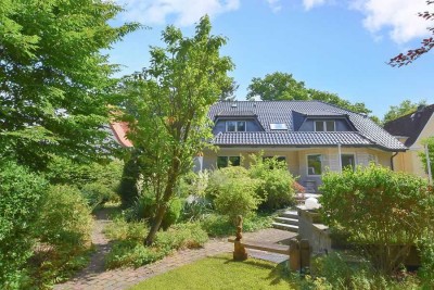Hannover - Kirchrode: Exklusives Haus mit Pool in idyllischer Lage!