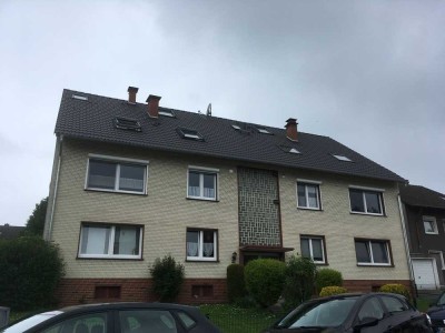 3,5 Zimmer mit Garage, Stellplatz und Garten in ruhiger Lage