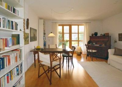 Zwischenmiete: geschmackvoll eingerichtet 2 Zimmerwohnung