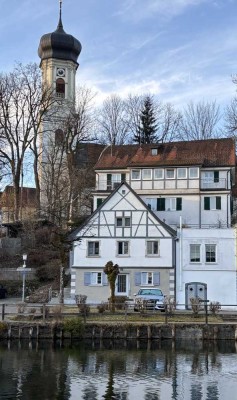 Markantes historisches Wohnensemble mit sechs Einheiten
