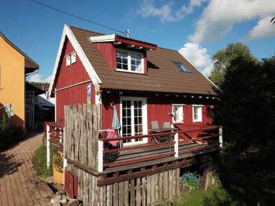 Freistehendes Einfamilienhaus mit Garage in Überlingen