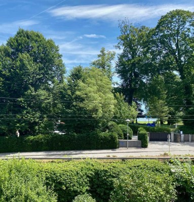 Helle 2-Zimmer Wohnung mit Balkon und Seeblick - von privat