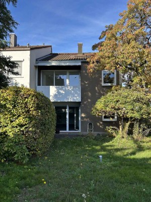 ***Reserviert*** Klassisches Reiheneckhaus in familienfreundlicher Gegend