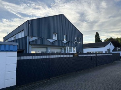 Gewerbe und Haus in einem. Betriebsgebäude mit  Büro und Wohnung in Niederkassel