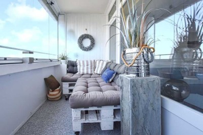 Fußläufig zum Strand! Modernisierte Eigentumswohnung inkl. Inventar und Balkon mit Weitblick!