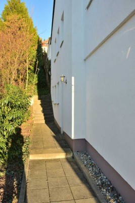 Schöne 1-Zimmer-Wohnung mit großer Terrasse auf der Sonnenseite von Hofheim-Lorsbach