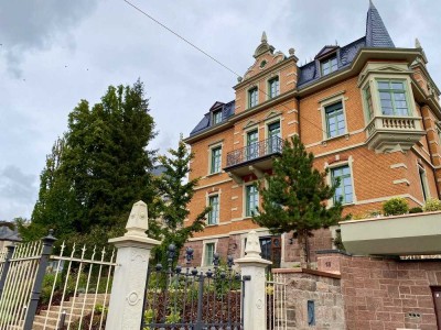 Großzügige 2-Zimmer-Wohnung mit Balkon - Top Ausstattung