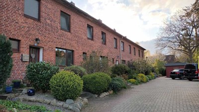 Familienfreundliches Endreihenhaus mit Gä-WC, Kamin, Terrasse, Keller, kl. Garten - inkl. Stellplatz