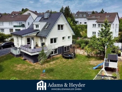 Kernsaniertes Einfamilienhaus mit tollem Grundstück