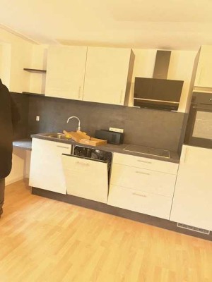 1 Zimmer Wohnung mit Küche, Innenstadt ab sofort zu vermieten