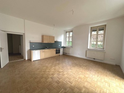 Charmante Altbauwohnung mit Terrasse in Bad Gleichenberg... !