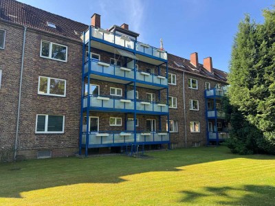 Mit parkähnlichem Gemeinschaftsgarten...!