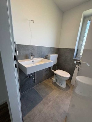 TOP renovierte 2-Zimmer Wohnung in begehrter Lage im Ortsteil Hehlentor mit Schwimmbadnutzung