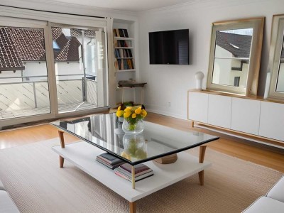 Charmante 3-Zimmer-Wohnung mit Balkon, Tiefgaragenstellplatz & Aufzug in TÜ-Unterjesingen