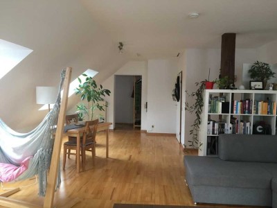 Gepflegte 2-Zimmer Dachgeschosswohnung in Pohlheim