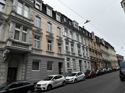 Attraktive, modernisierte 2,5-Zimmer-Wohnung mit gehobener Innenausstattung zur Miete in Wuppertal