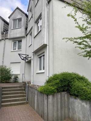 Geschmackvolle 2-Raum-Terrassenwohnung und Gartenanteil in Taunusstein