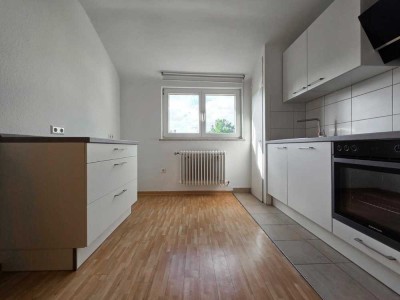 KL - Nähe Volkspark, 3 ZKB, Tageslichtbad, neue EBK