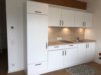 1 Zimmer Apartment mit EBK, Aufzug, Dachterrasse - Tirschenreuth