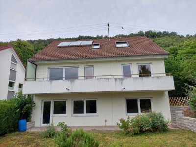 2-Zimmer Wohnung oder 2-er WG mit Gartenzugang in Tübingen