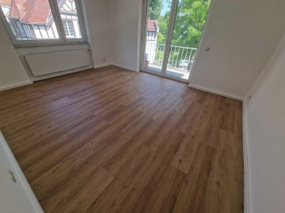 Geschmackvolle 3-Zimmer-Wohnung mit Balkon und Einbauküche in Wiesbaden