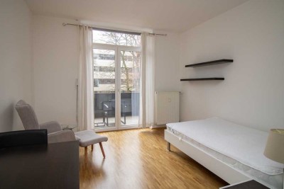 Teilmöbliertes 1-Zimmer-Apartment in Schwabing