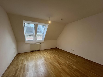2 Zimmer Wohnung in bester Lage - 1050 Wien - ideal als WG!