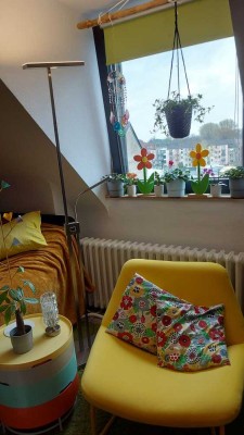 Attraktive 2-Zimmer-Dachgeschosswohnung in bevorzugter Lage von Krefeld-Cracau