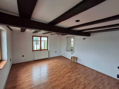 Ansprechende 3-Zimmer-Maisonette-Wohnung in Laubuseschbach