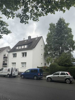 Schöne 3-Zimmer-Wohnung, Erstbezug nach Komplettsanierung in guter Wohnlage mit Gartennutzung