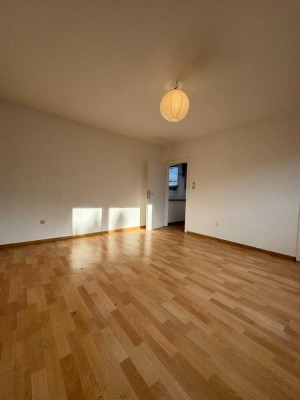 Attraktive Zwei-Zimmer-Wohnung in Duisburg-Hochfeld