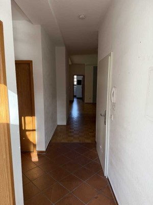 Platz für die ganze Familie - 5,5-Zimmer Maisonette-Wohnung mit Balkon in Iserlohn