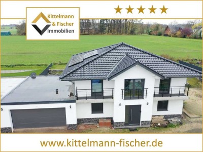 Traumhaus mit 200m² in Feldrandlage - Effizienzhaus 40 mit Doppelgarage, PV Anlage, Wärmepumpe usw.