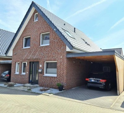 Modernes Familienhaus mit Solaranlage, Garten & Carport – ruhig und zentral in Burgsteinfurt
