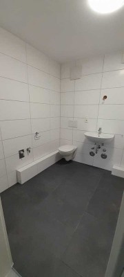 3 Raum-Wohnung, Erstbezug nach Komplettsanierung
