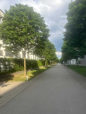 Stilvolle 3-Zimmer-Terrassenwohnung mit gehobener Innenausstattung mit EBK in München Obergiesing