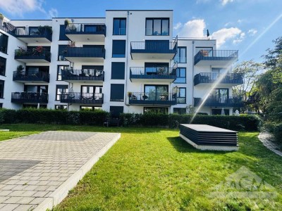 „Elegante Neubauwohnung mit großer Parkanlage und Seeblick"  Exklusive Ausstattung on Top