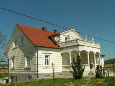 PREISREDUZIERUNG Villa im Grünen