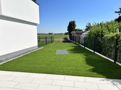 � Ihr „Haus im Haus“ – Exklusive 2-Ebenen-Wohnung mit Garten & Dachterrasse! �