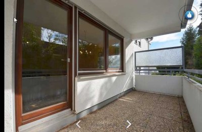 Asperg: gepflegte 2-Zi-Wohnung zentral 54qm mit Balkon + Tiefgaragenparkplatz