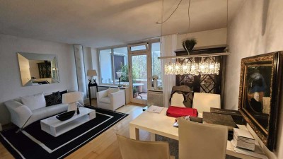 Attraktive, Moderne, 2 Zimmer Wohnung mit Balkon und TG Stellplatz