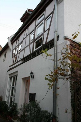 Charmantes Fachwerkhaus in der Ortsmitte von Handschuhsheim