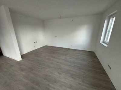 Moderne 3-Zimmer-EG-Wohnung mit Balkon, Stellplatz und Top-Ausstattung in zentraler Lage
