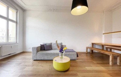 Bezugsfreie 3-Zimmer-Stuck-Altbauwohnung im Herzen von Friedrichshain (von privat)