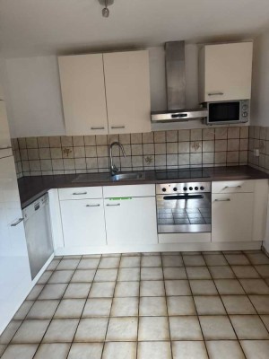 Geschmackvolle, gepflegte 3,5-Zimmer-Wohnung mit gehobener Innenausstattung mit EBK in Waldenbuch