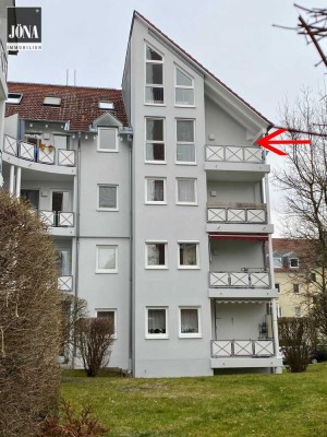 Attraktive 3 1/2-Zimmer- Maisonette-Wohnung mit Garage in ruhiger Lage