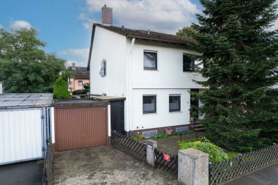 Doppelhaushälfte in Katzwang mit viel Potential