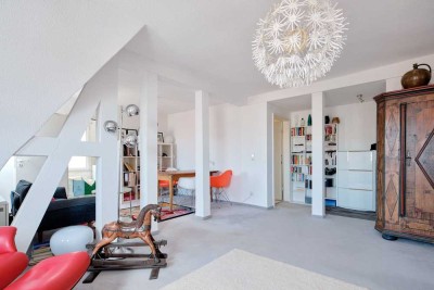 2-Zimmer-Dachgeschosswohnung ++Top-Lage++